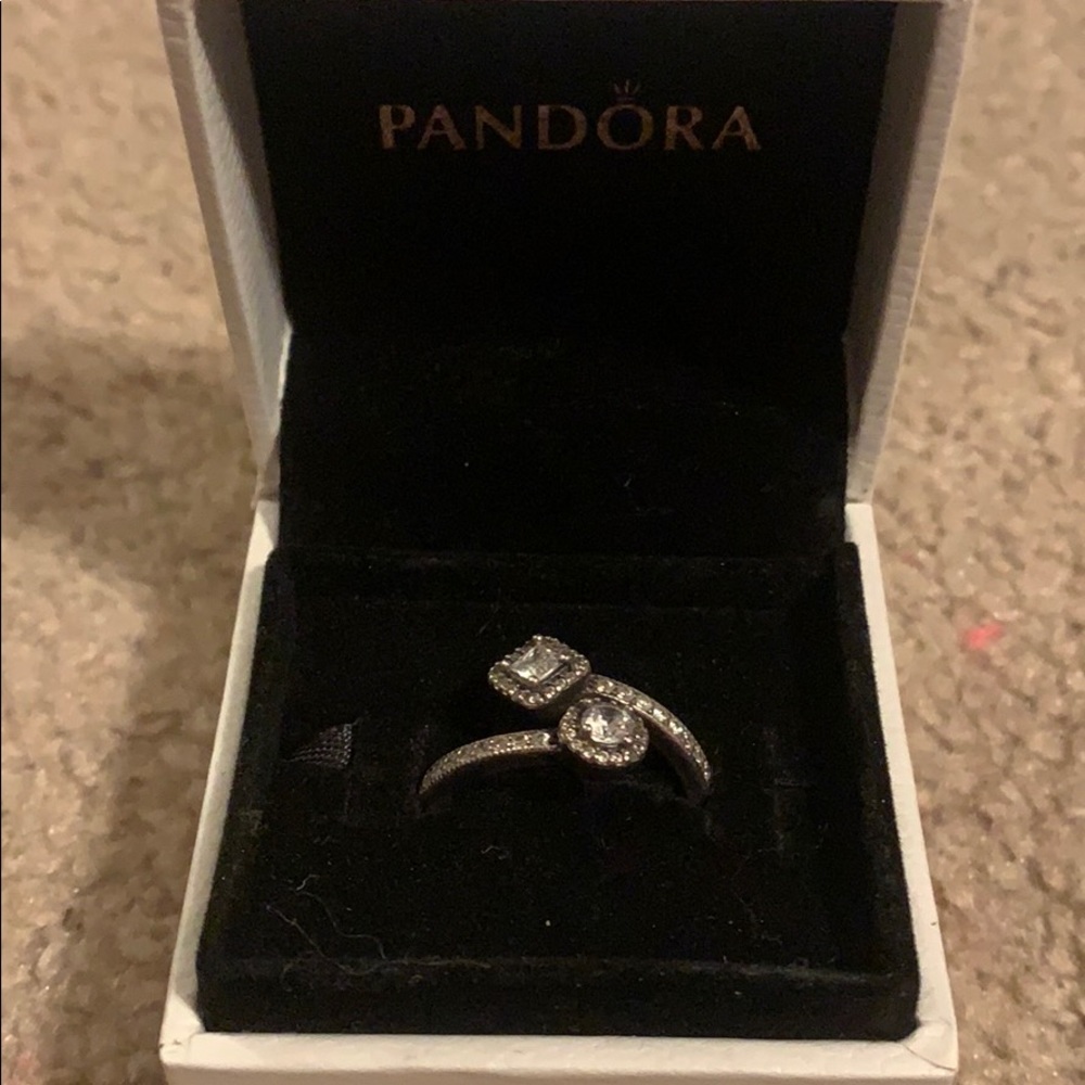 Pandora ring